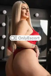 3508629673