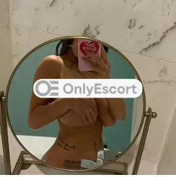 3512989617